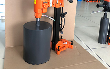 磁力鉆空心鉆頭出現甩動是什么原因導致的？